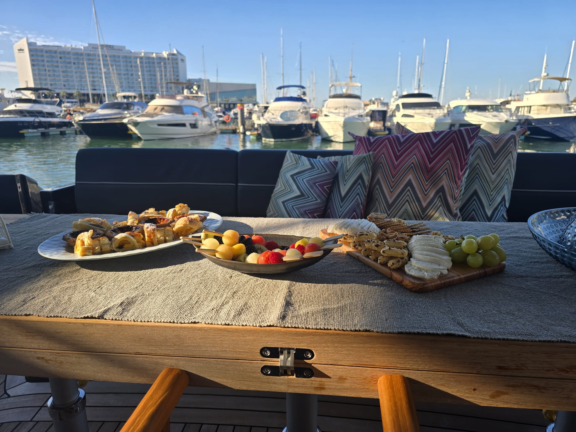 Experiência única em iate de luxo em Vilamoura.