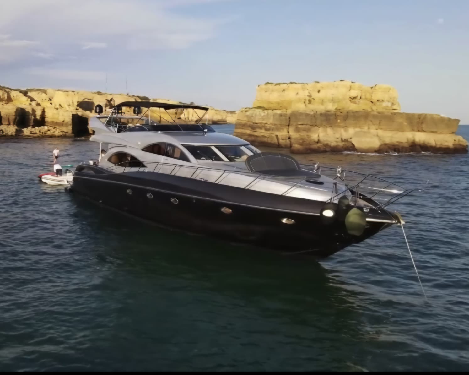 Experiência única em iate de luxo em Vilamoura.